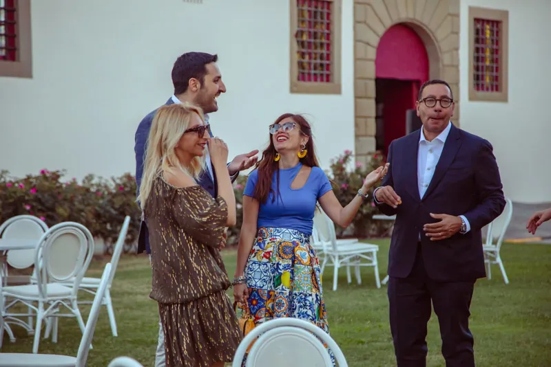 Conversazioni e incontri tra gli ospiti