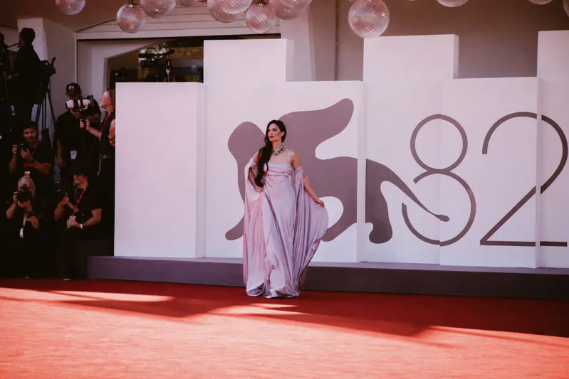 Ritratto sul red carpet della Mostra del Cinema di Venezia